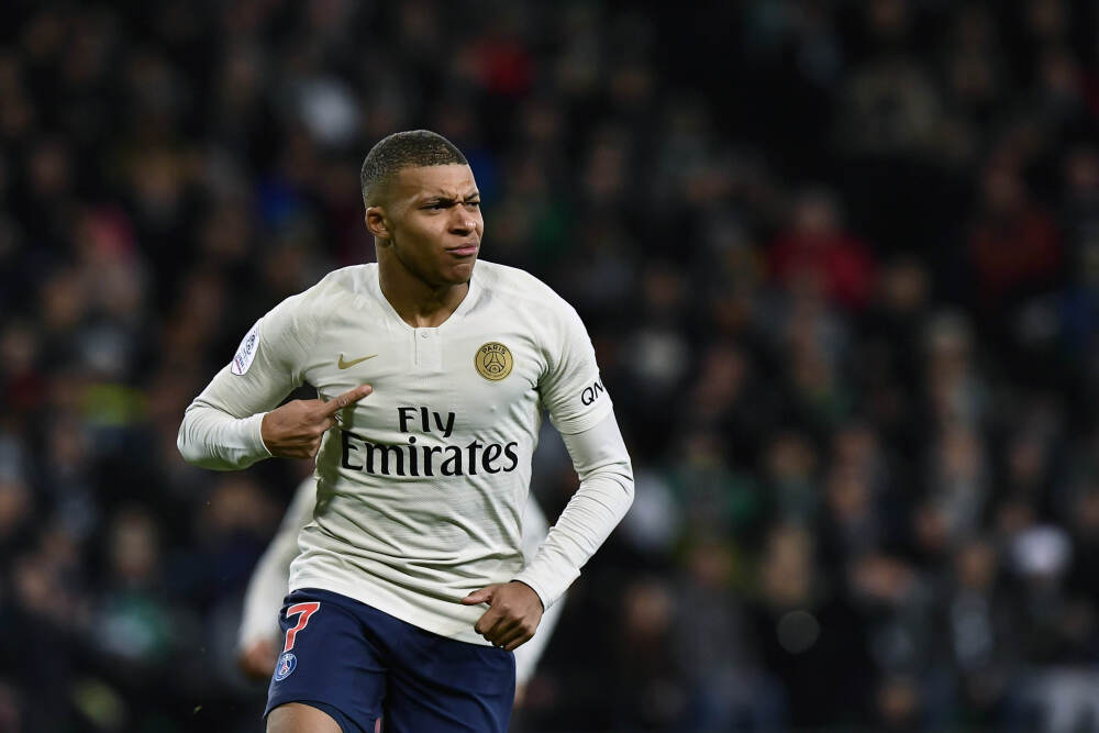 和讯投顾廖晓明：别慌！A 股震荡不改趋势，下周或将倒车接人！